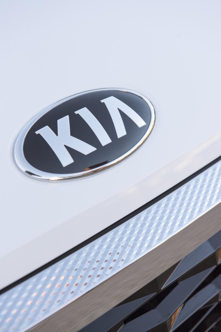 Логотип Kia Seltos GT-Line 2019 года  (ZA) (фото 6 из 41)